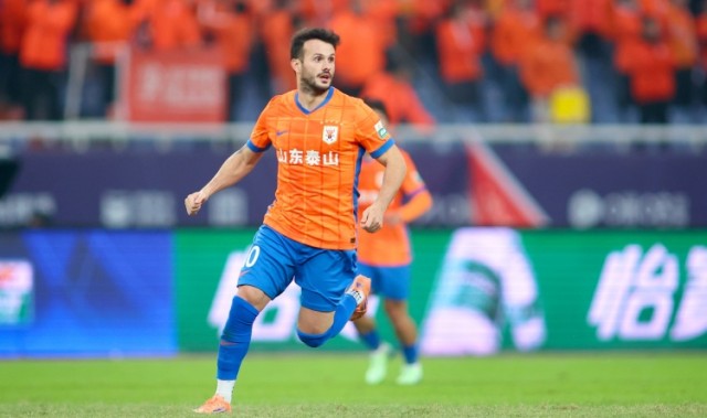 百家乐-媒体人：泰山为瓦科提供1+1合同，双方一拍即合